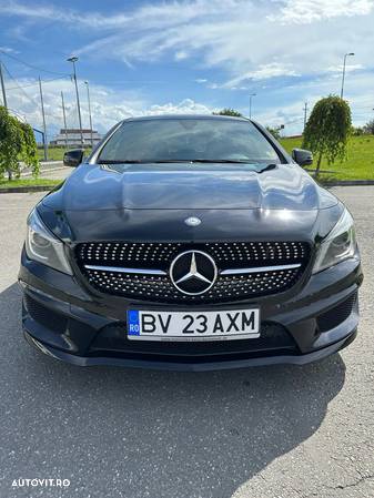 Mercedes-Benz CLA 180 AMG Line - 1