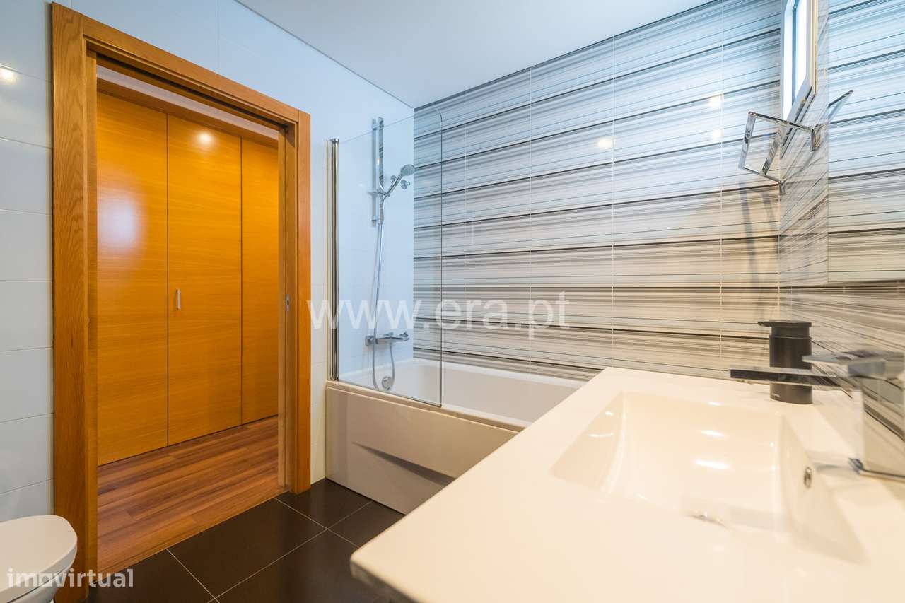 Apartamento T4 - Colinas do Cruzeiro-31