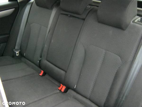 Volkswagen Passat 1.4 TSI BMT Comfortline - 7