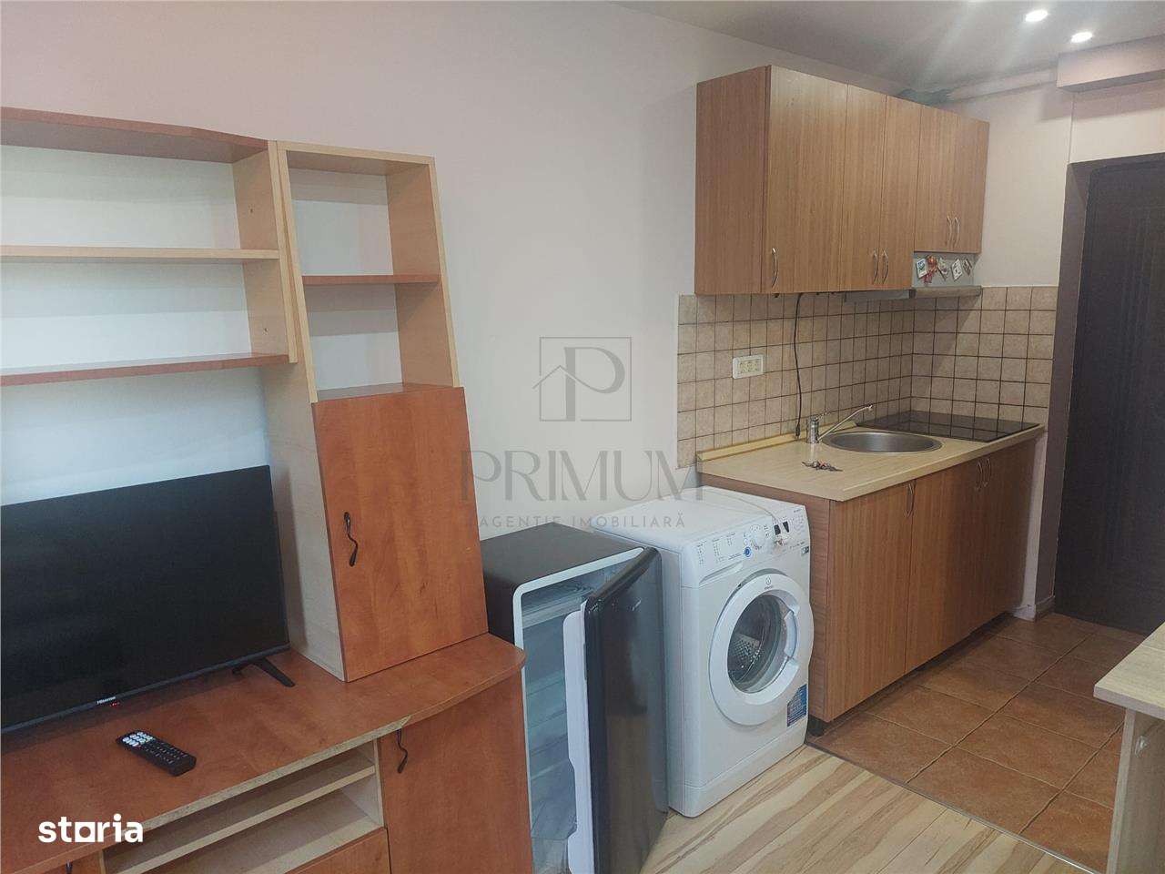 Garsoniera Renovata - Etaj Intermediar - Bloc Anvelopat - Zona Dambovi - Imagine principală: 2/9