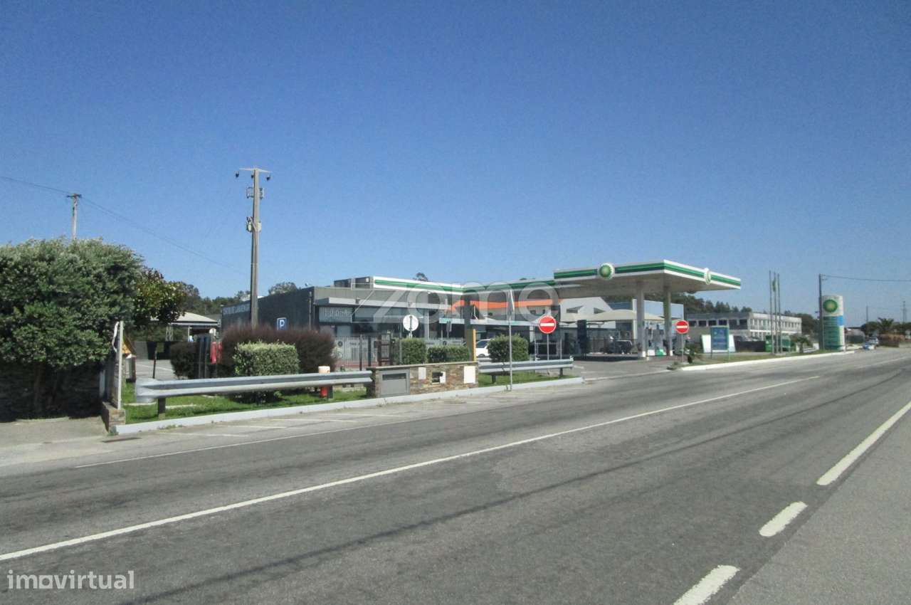 Terreno com 3.500 M2 situado junto à estrada nacional nr 13 fão - Grande imagem: 2/15