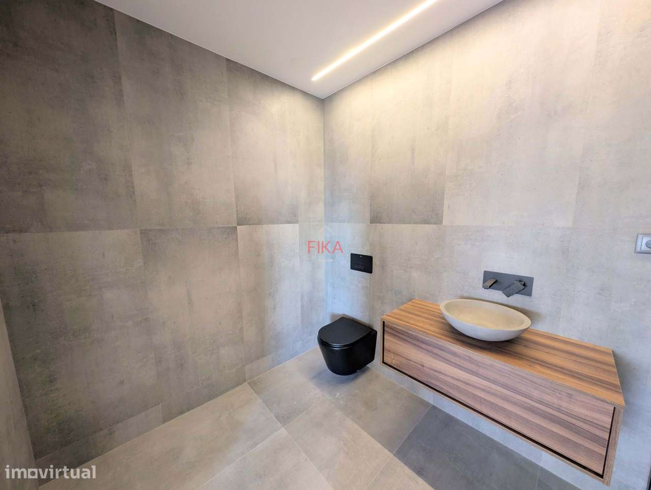 Apartamento T3 totalmente remodelado no centro de Setúbal-6