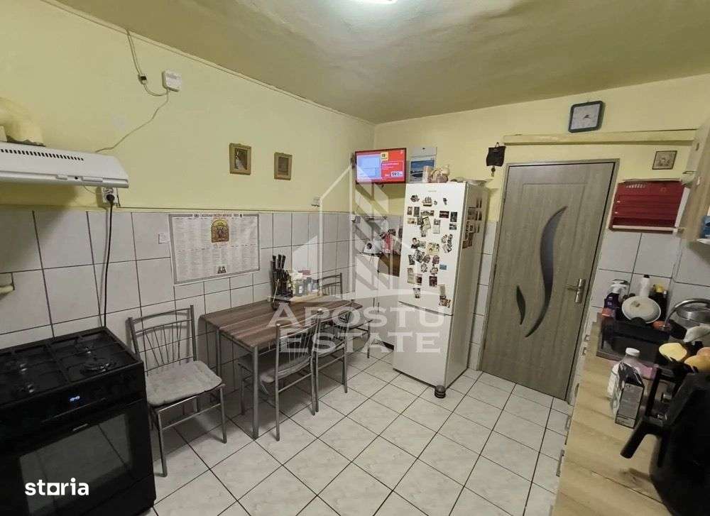 Apartament cu 3 camere, centrala proprie, zona Sagului - Imagine principală: 5/8