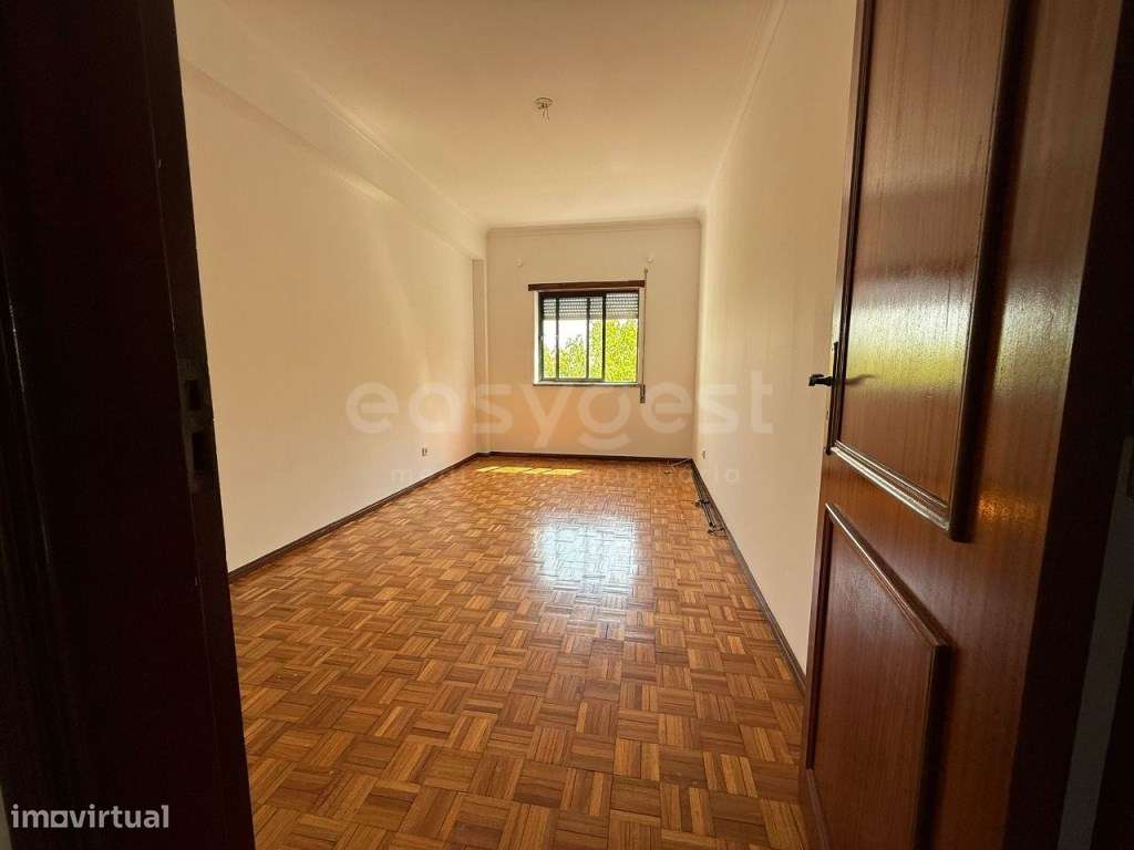Apartamento T3 com ótimas áreas em Castelo Branco - Grande imagem: 4/26