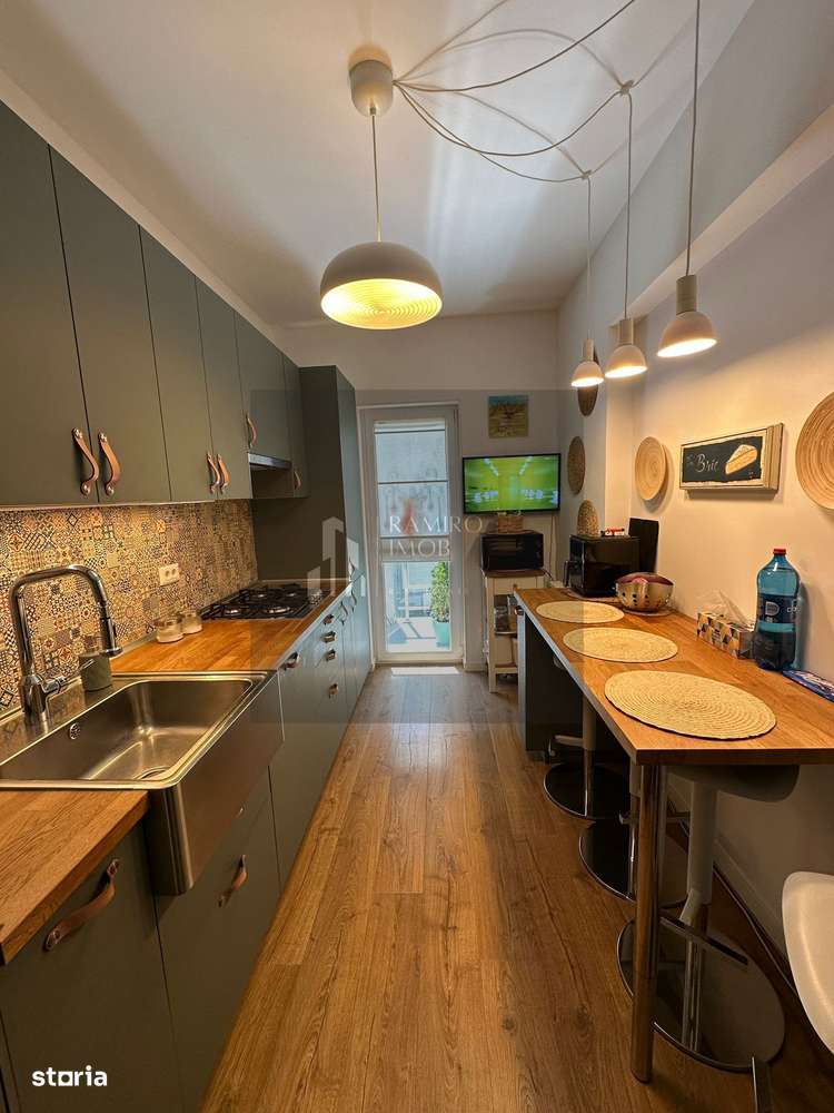Apartament 3 camere decomandat Metalurgiei/Loc parcare
