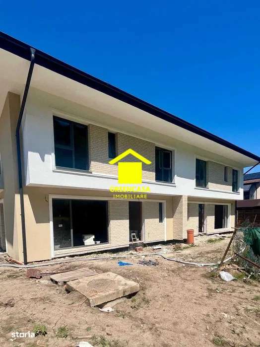 Casa cuplata, 4 camere, 120mp utili, teren liber 110mp, zona Sub Cetat - Imagine principală: 5/8