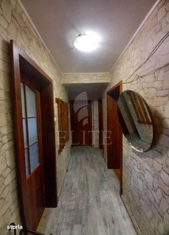 Apartament 3 camere în zona HOTEL Royal-6