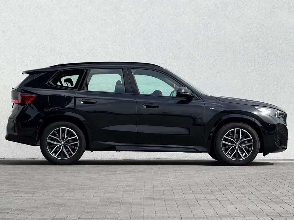 BMW X1 sDrive18i 1.5 Benzyna 136 KM — zdjęcie 3