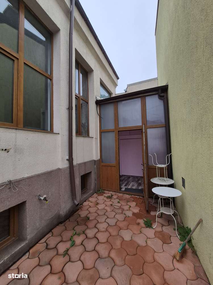 Vila pe strada Maramures pentru birouri, cabinete-12