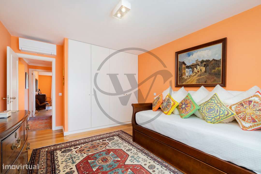 Moradia T5 Remodelada – Luxo no Resort Quinta da Penha Longa-13