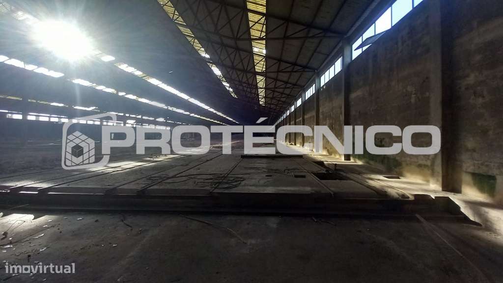 Armazém Industrial - 16.500m2 - Centro País-20