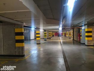 Miejsce parkingowe+komórka 7m² - Wola - Pełny obrazek: 2/4