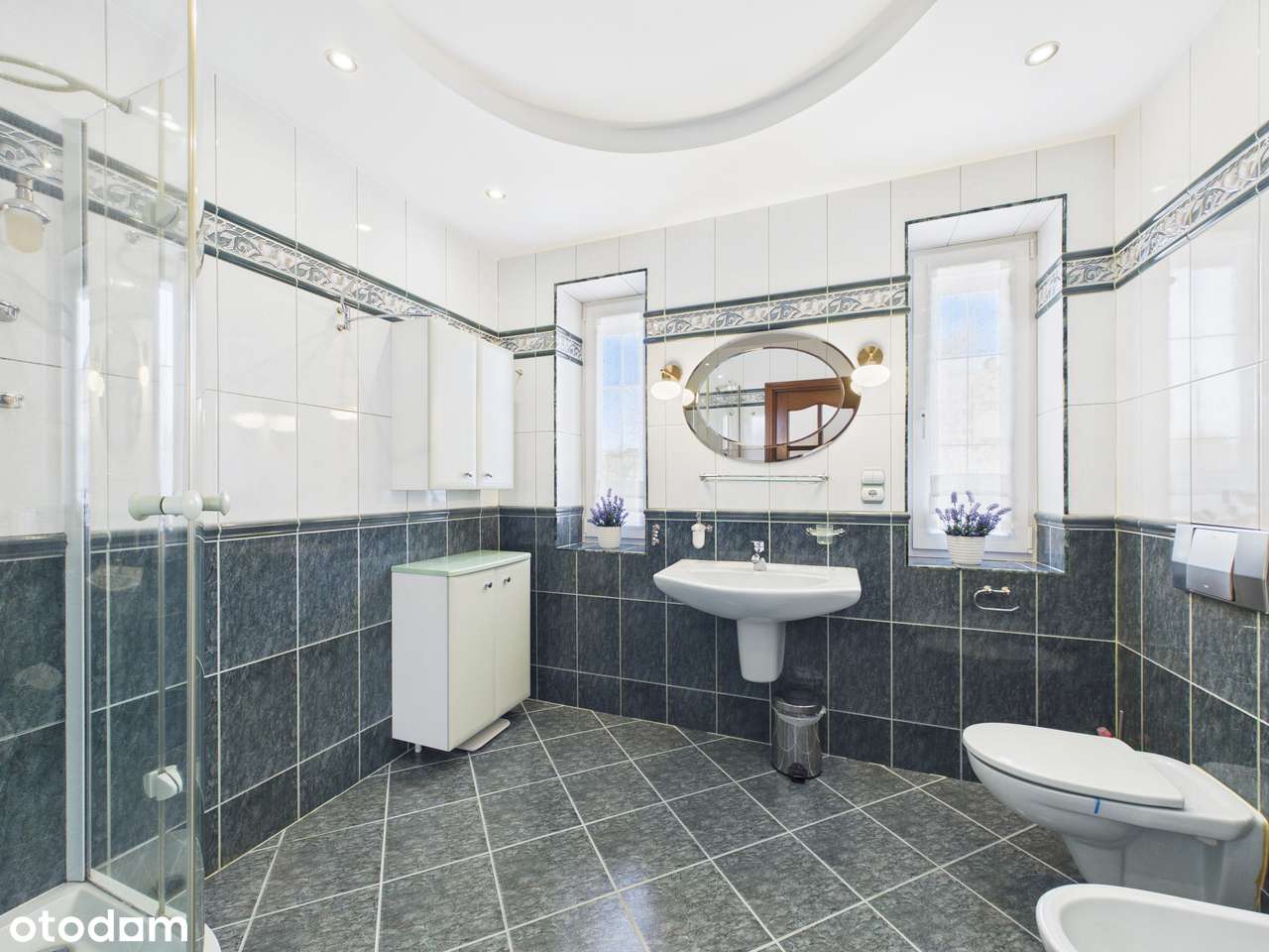 Piękna posiadłość z basenem, malownicza działka 1,5 ha.-8