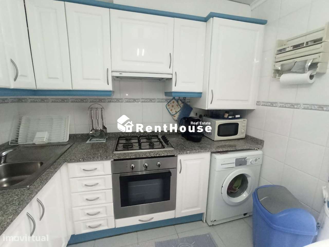 Moradia a dois passos da Praia - Grande imagem: 2/12