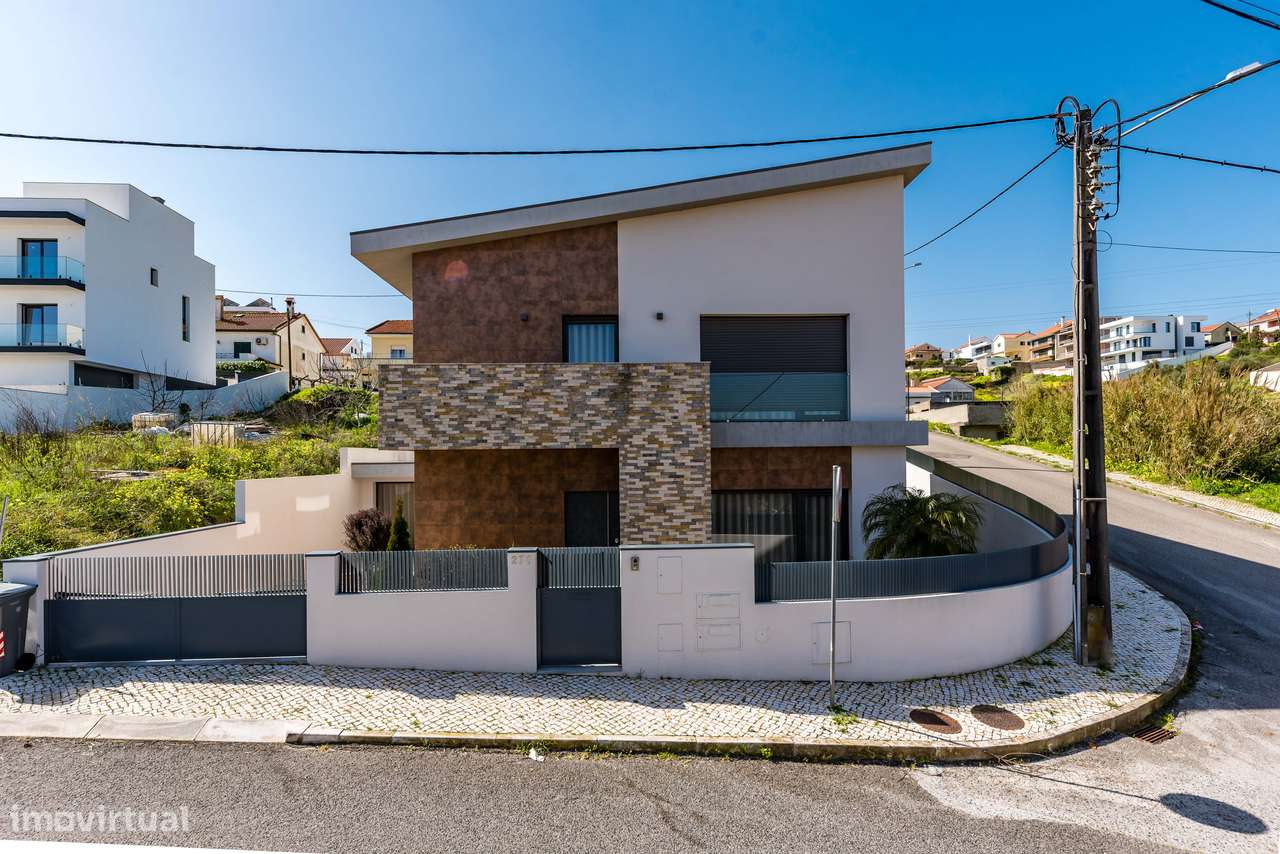 Moradia T4 Ramada | Piscina | Espaço exterior-39