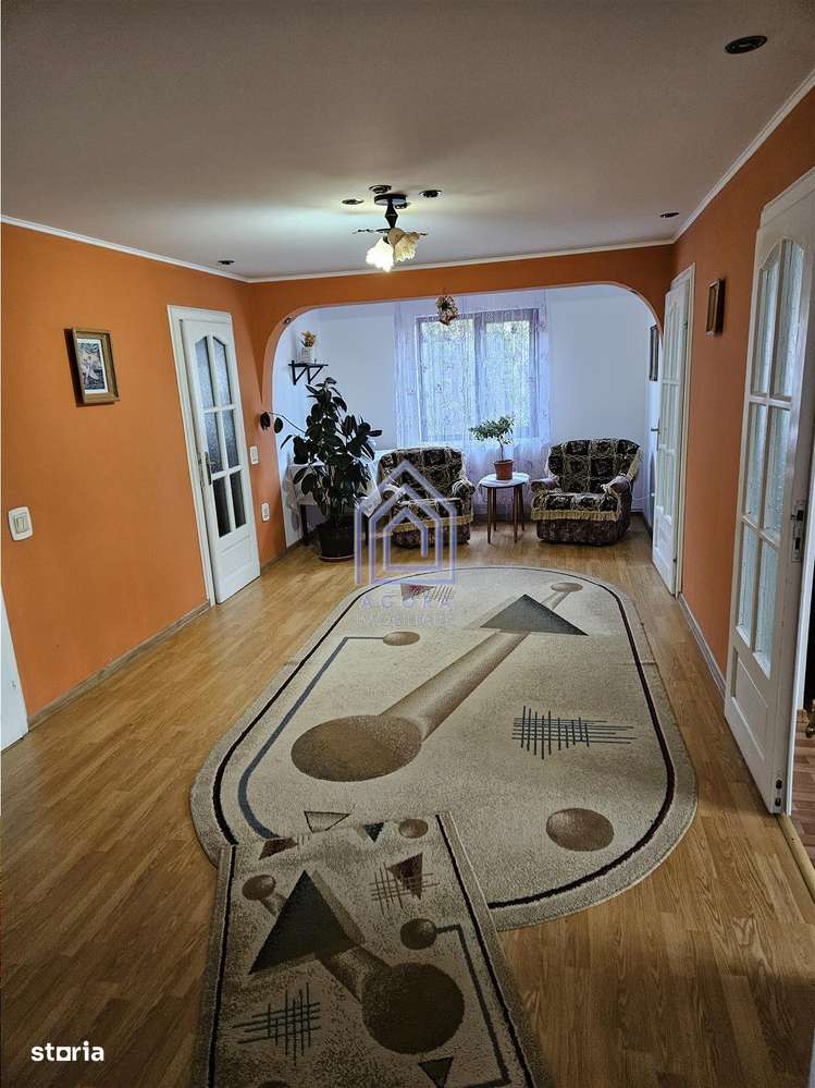 Casa , pozitie centrala, Gura Humorului, Suceava-13