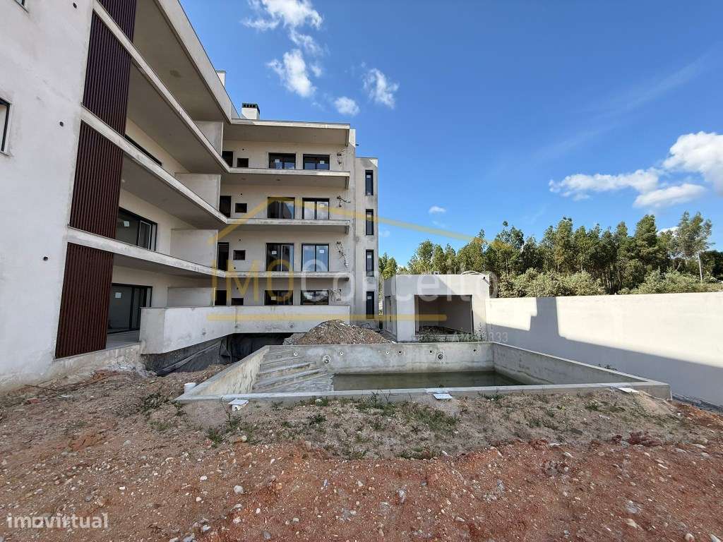 Apartamento T3 |Condomínio Privado| Piscina| Garagem| Entroncamento - Grande imagem: 2/43