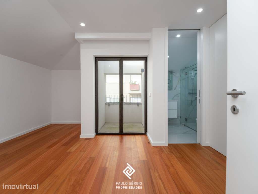 Apartamento T3 Duplex em Espinho-14