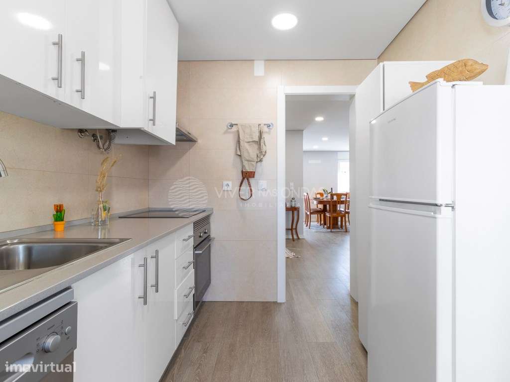 EXCLUSIVO - Apartamento T2 convertido em T1 - totalmente renovado, ...-12