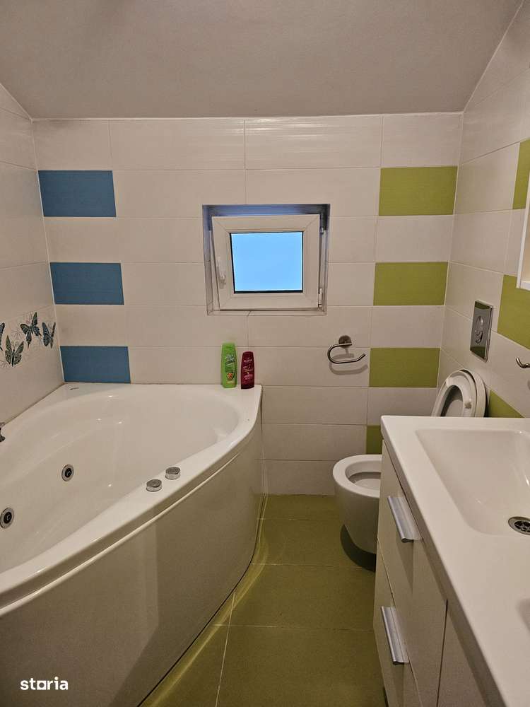 Viluta la 2 min de  Herastrau  Ambasada China in complex de  vile-6