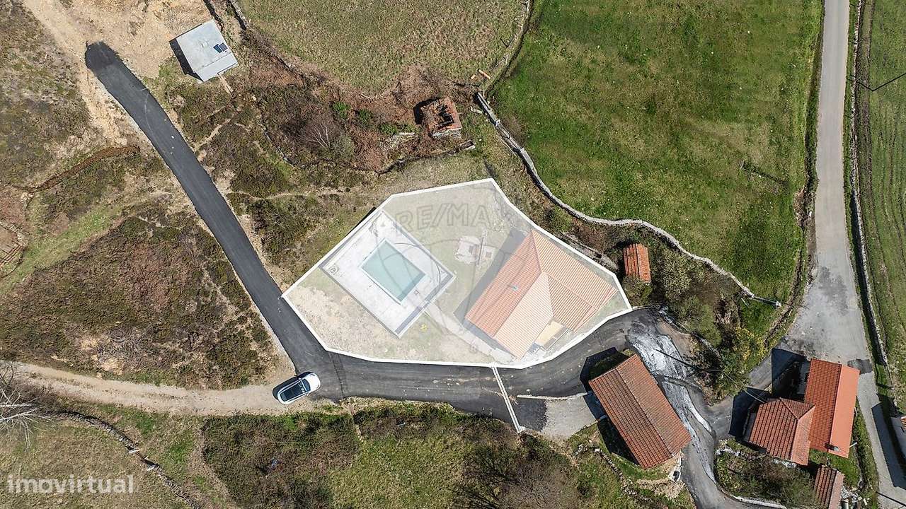 Moradia T3 para venda - Grande imagem: 2/29