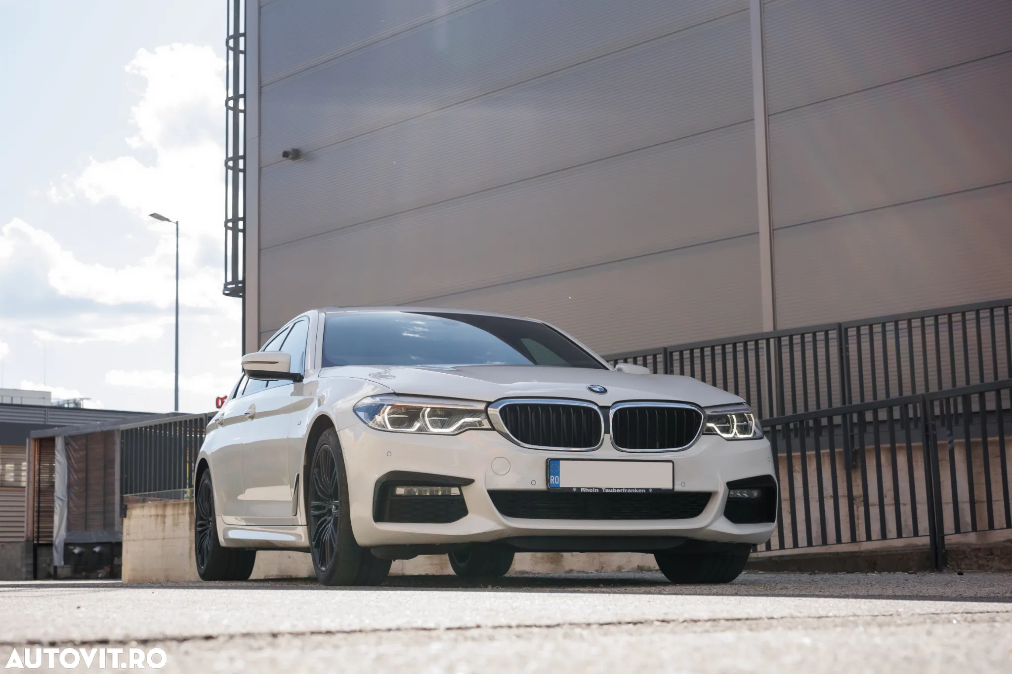 BMW Seria 5 540d xDrive AT - 9