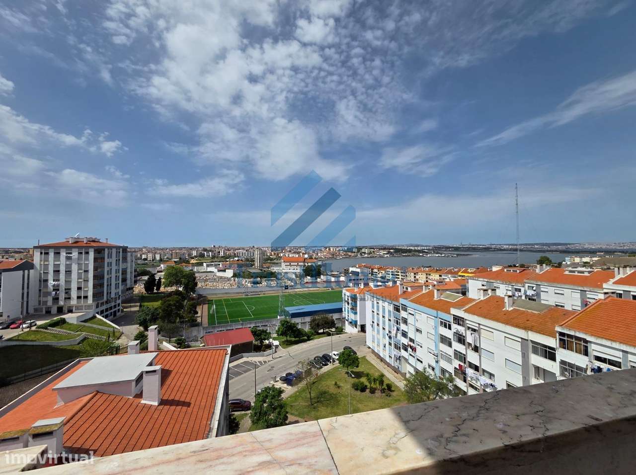 T2 no centro da Arrentela perto da Baia, a 2,5km da estação de...-7