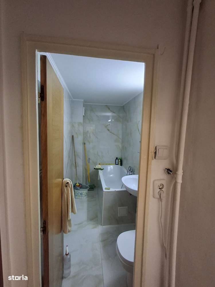 Colentina - Doamna Ghica, bloc 1990, etaj 1-10