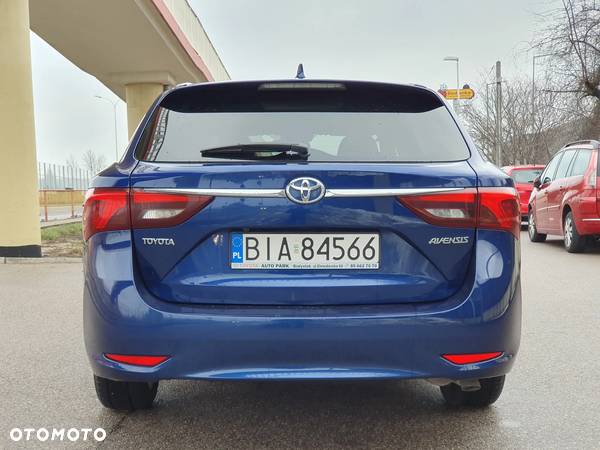 Toyota Avensis 2.0 D-4D Premium - 6