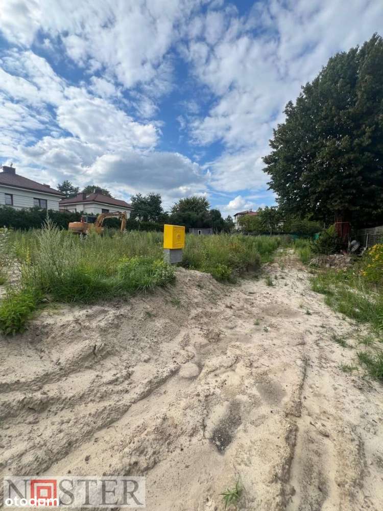 obrzeża Miasteczka Wolanów-1