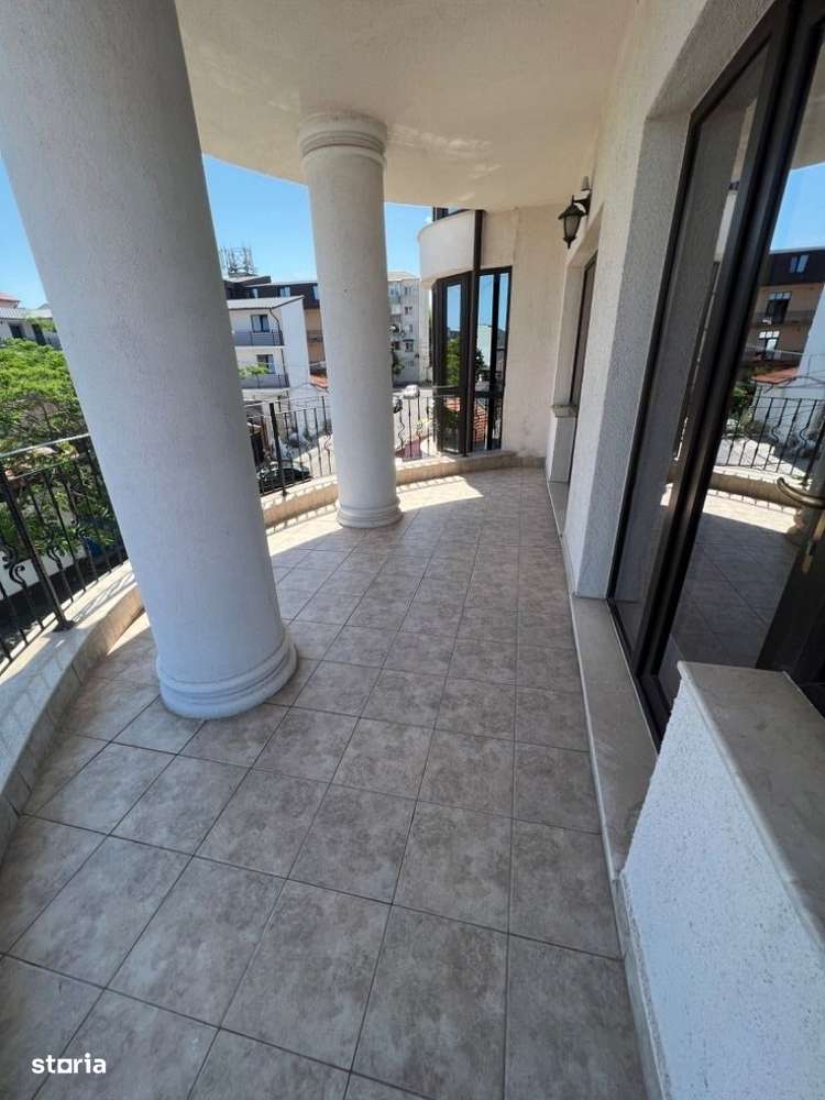 COMISION 0%. Vila Bd. Mamaia, universitate - ultracentral. - Imagine principală: 5/19