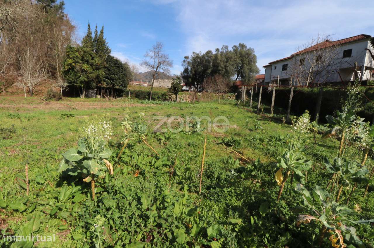 Terreno Rústico urbanizável com 4580m2 em Vale Arcos de Valdevez - Grande imagem: 3/16