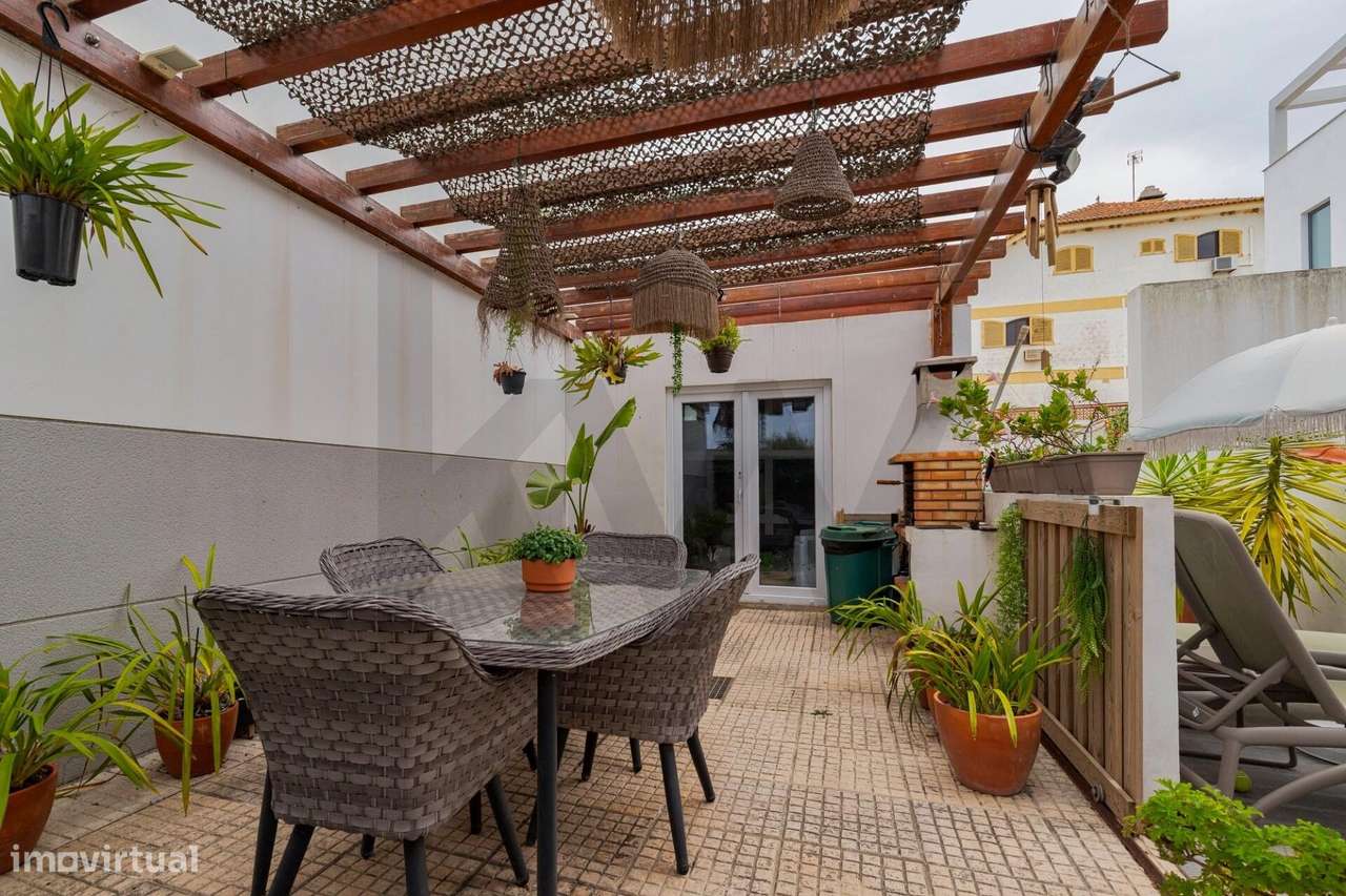 Moradia T3 Deixa o Resto com piscina-23