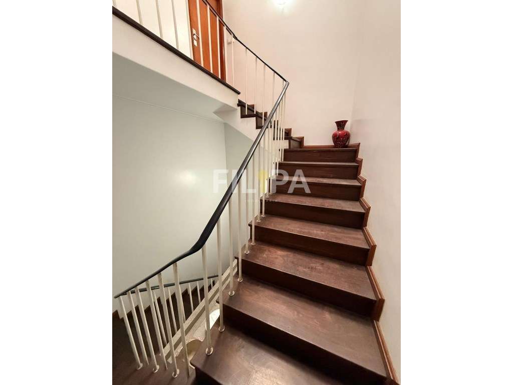 Andar-Moradia V3 com Jardim e Garagem - Paranhos, Porto-24