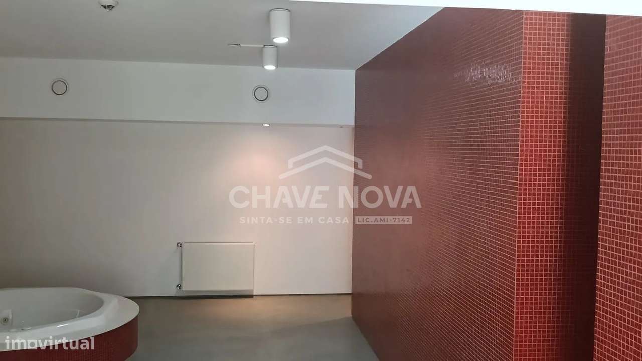 T1 em Cond.Fechado c/jardim e piscina em Mafamude-23