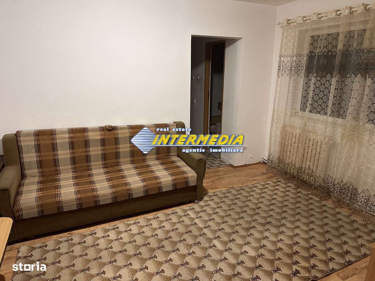 Apartament de închiriat 3 camere| etaj 3| zona Cetate - Imagine principală: 4/10