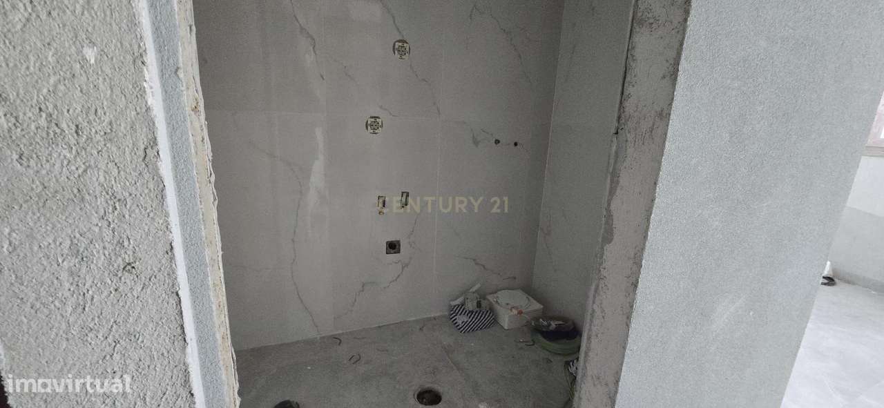 Moradia em Pedra T1 Totalmente Renovada – Ovil, Baião - Grande imagem: 5/8