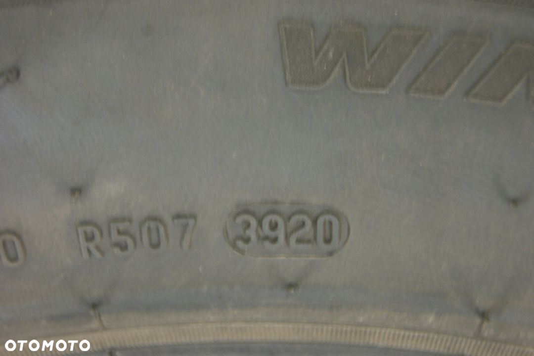 215/55R17 98V Pirelli Sottozero 3 Winter 51116 - 4