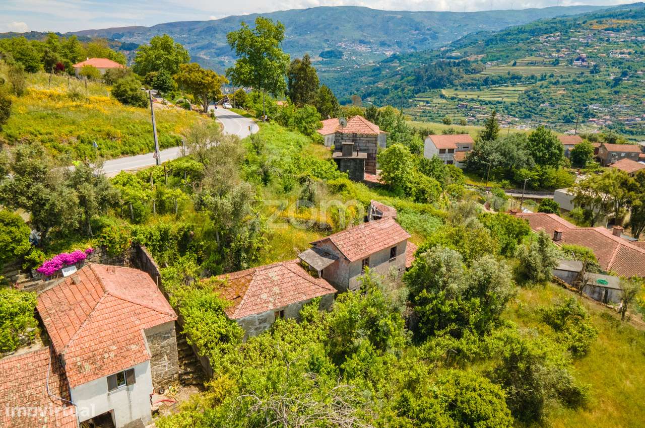 Moradia para reabilitar em Santa Marinha do Zêzere - Baião - Grande imagem: 4/30