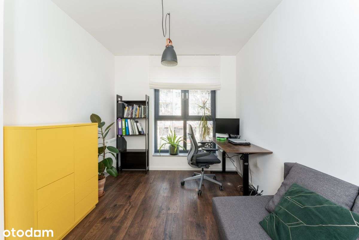 Do wejścia, 4 pokoje + gabinet, Gromadzka-12