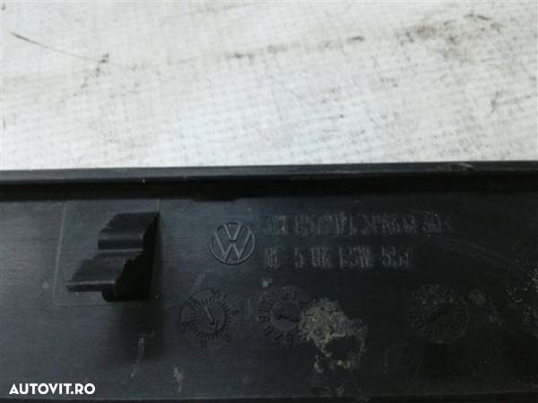 Ornament cromat bord Vw Passat B6 An 2005 2006 2007 2008 2009 2010 cod 3C1857212F - 2