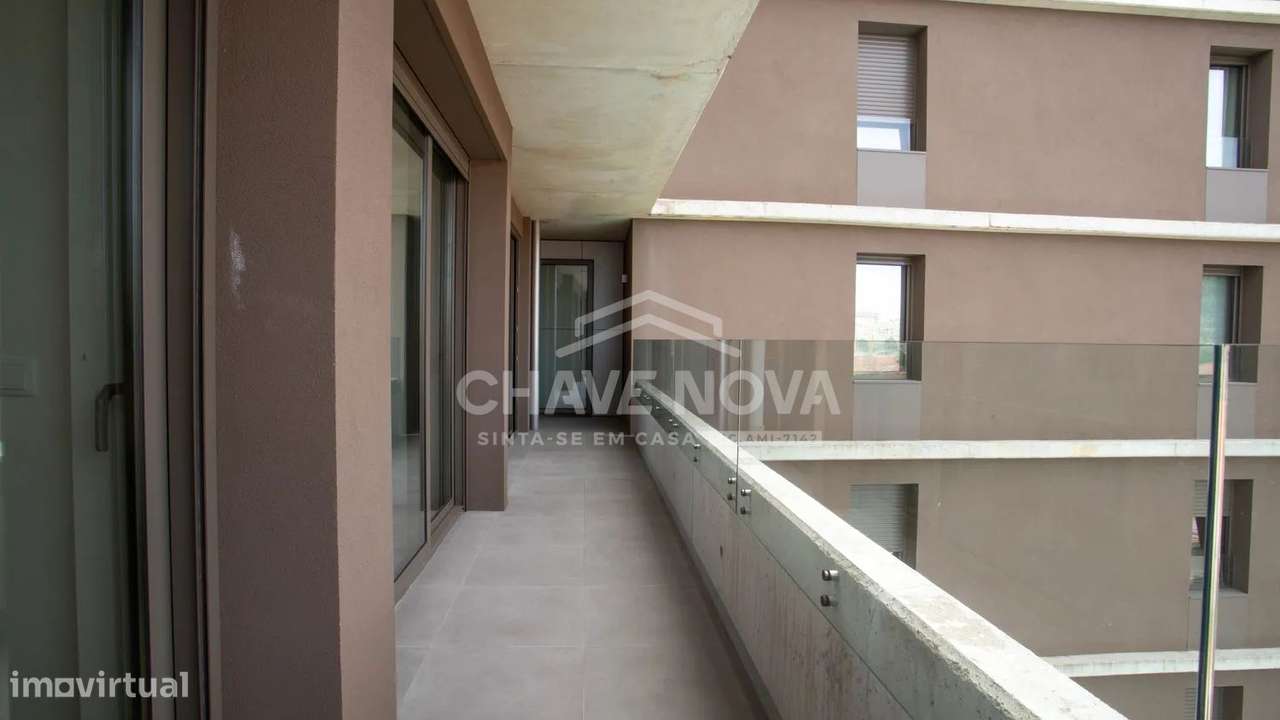 T2 c/ Garagem e Piscina em Oliveira do Douro-22