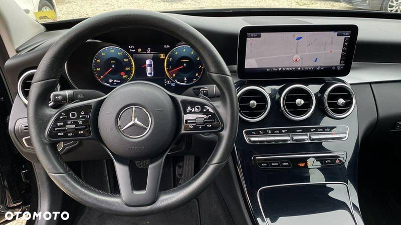 Mercedes-Benz Klasa C 400 4-Matic 7G-TRONIC - 13