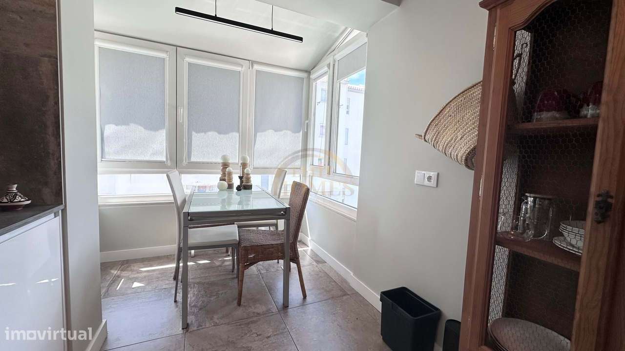 Duplex T4 com Terraço no Bairro do Rosário, Cascais.-8