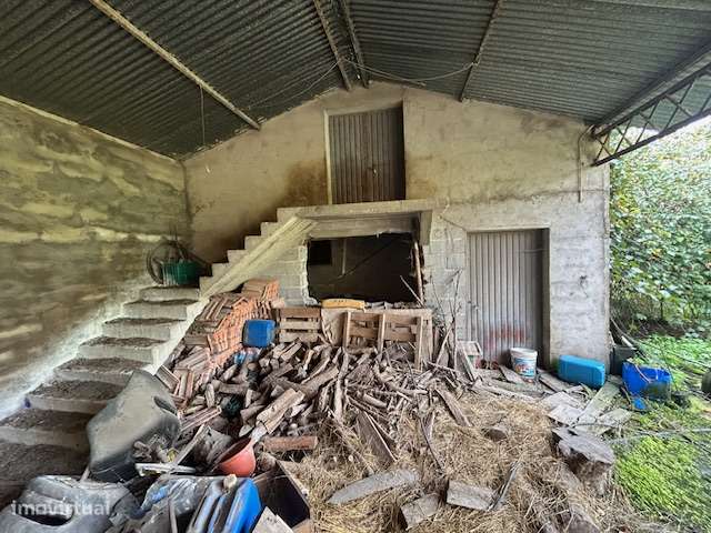 Moradia sita em Boieiro, Ourém-17