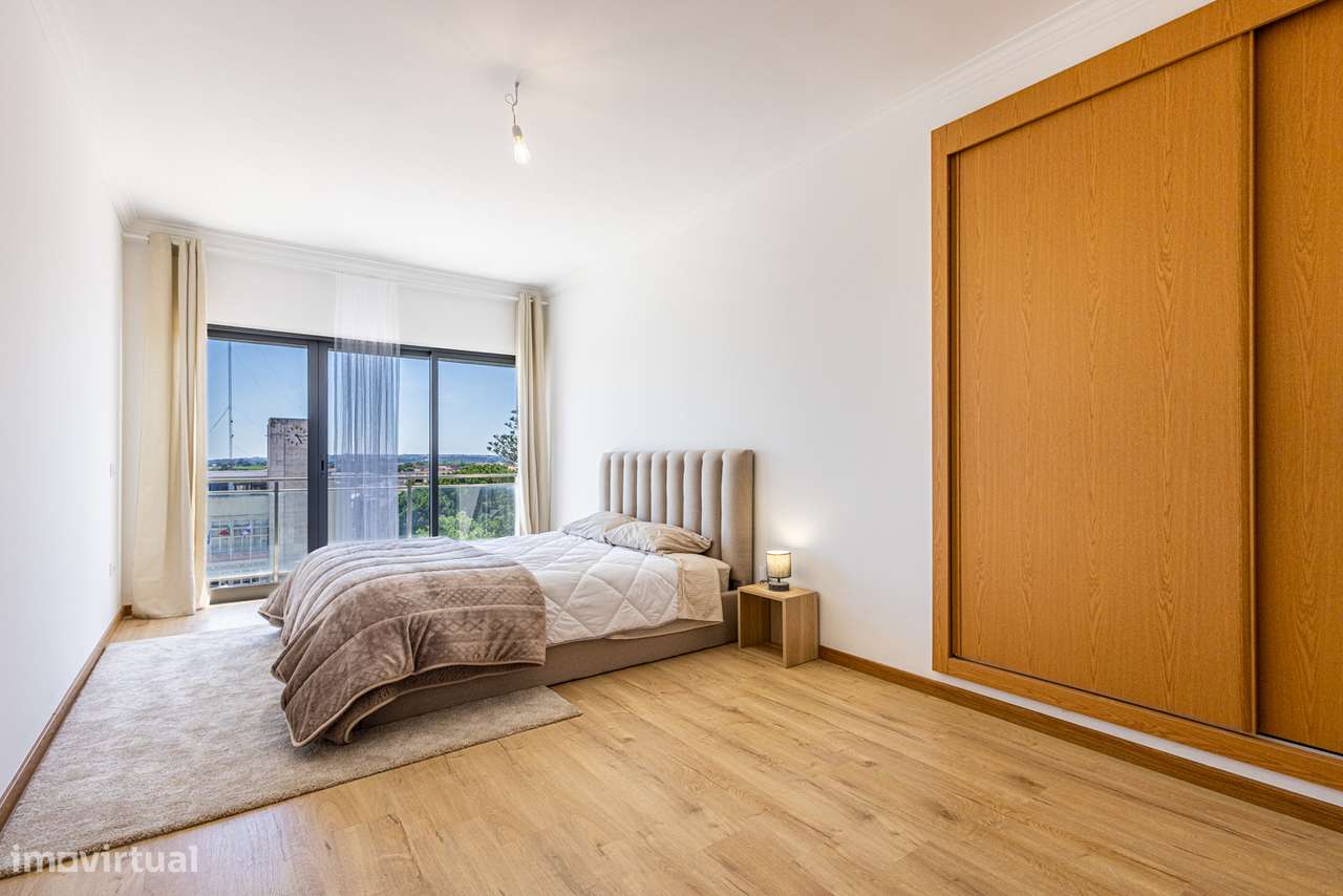 Apartamento T3 de Excelência no Centro do Cartaxo-36
