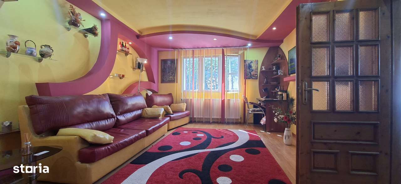 O casă pentru familie, cu grădină și intimitate-3