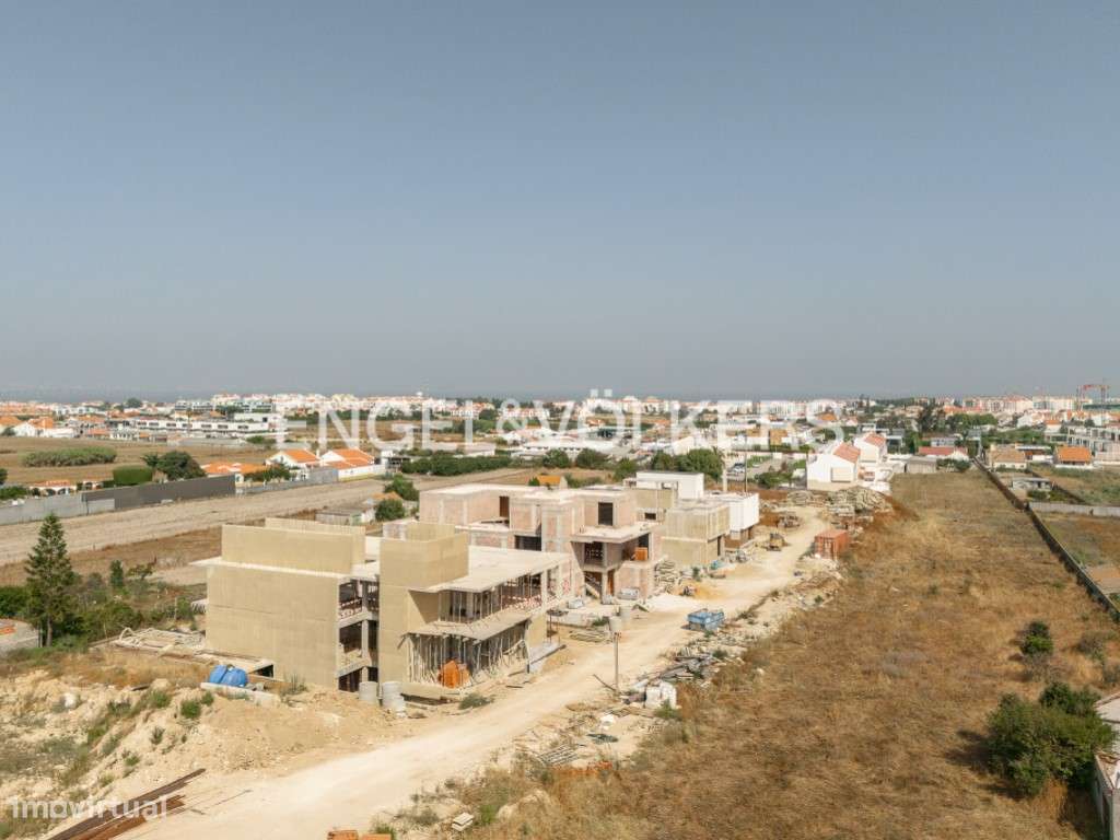 Moradia de Luxo T5 Isolada com Vista Lisboa-20