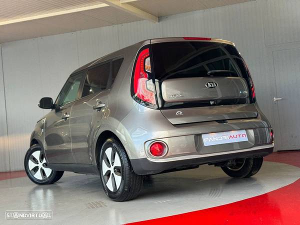 Kia e-Soul - 10