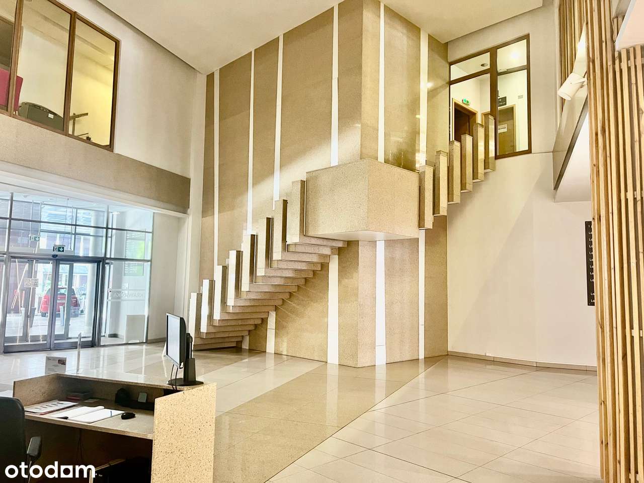 Kawalerka na sprzedaż w Just'n Center ul.Krawiecka-12